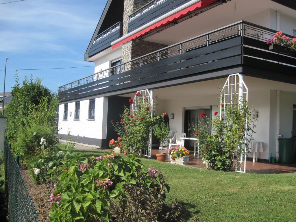 Ferienwohnung Sonneck Bullay Exteriér fotografie