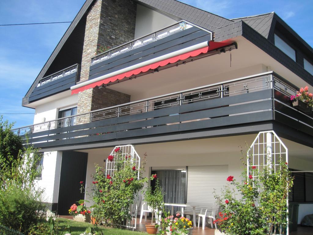 Ferienwohnung Sonneck Bullay Exteriér fotografie